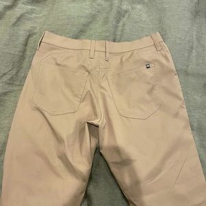 Travis Mathew chino